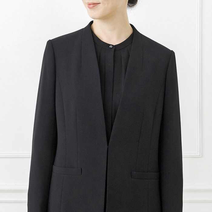 洗える｜ブラウス付きパンツスーツ 15号・ブラック｜東京ソワール