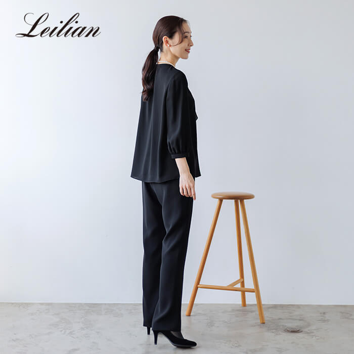 レリアン×東京ソワール／ブラウス付きパンツスーツ 9号・ブラック