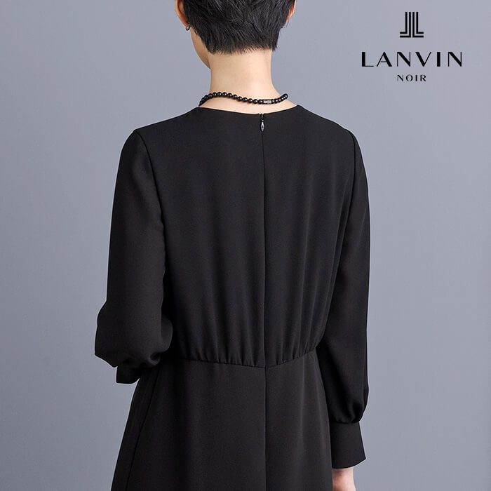 ランダムギャザータックのワンピース 9号・ブラック｜東京ソワール