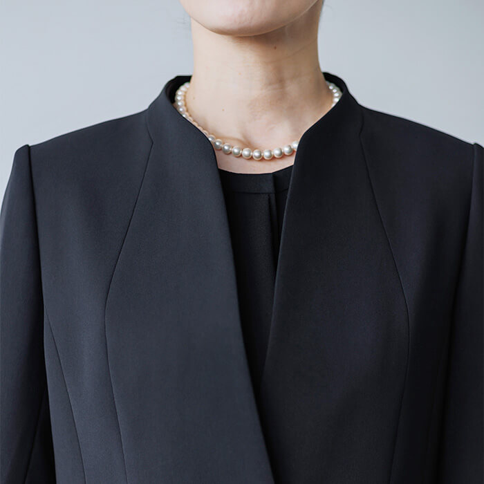 レリアン×東京ソワール／ブラウス付きパンツスーツ 9号・ブラック