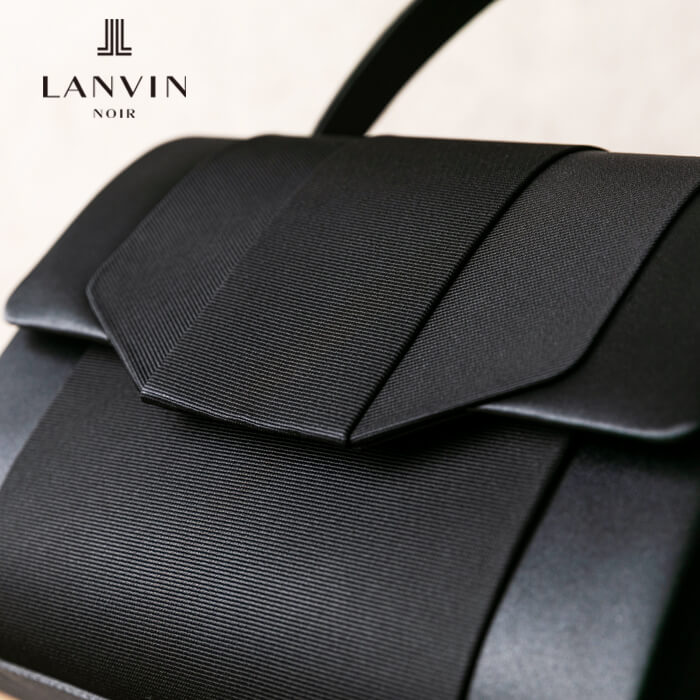 JLチャーム付きブラックバッグ ・ブラック｜東京ソワールオンラインストア