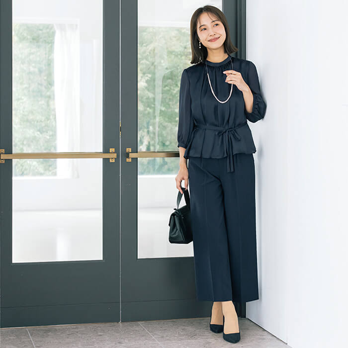 洗える｜大人の頼れるパンツスーツ 9号・ネイビー｜東京ソワール