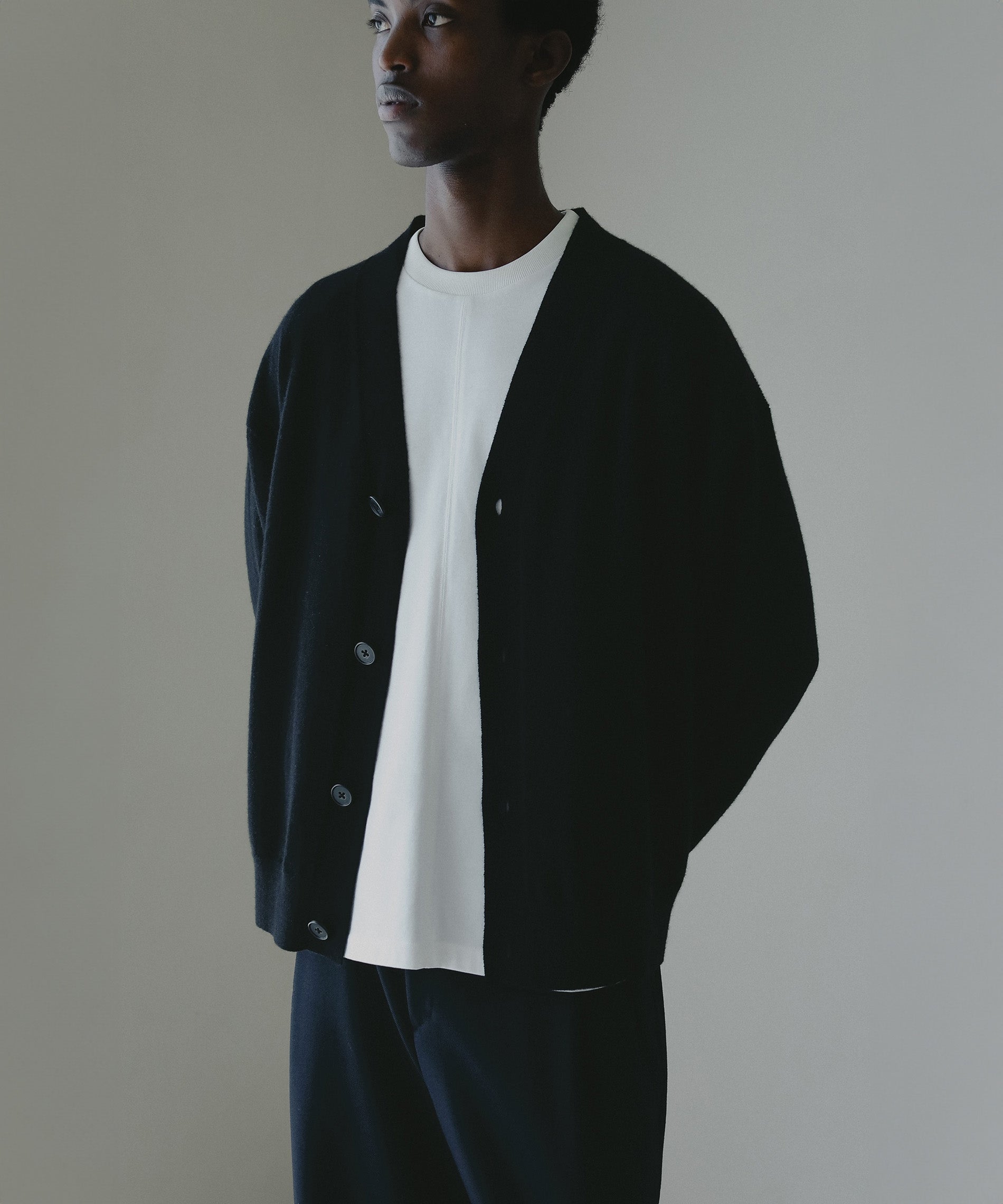 カシミヤVネックカーディガン – FACE SANS FARD