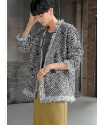 春の注目アイテム「ゆるサイズ」＆「ノーカラー」のツィードジャケット