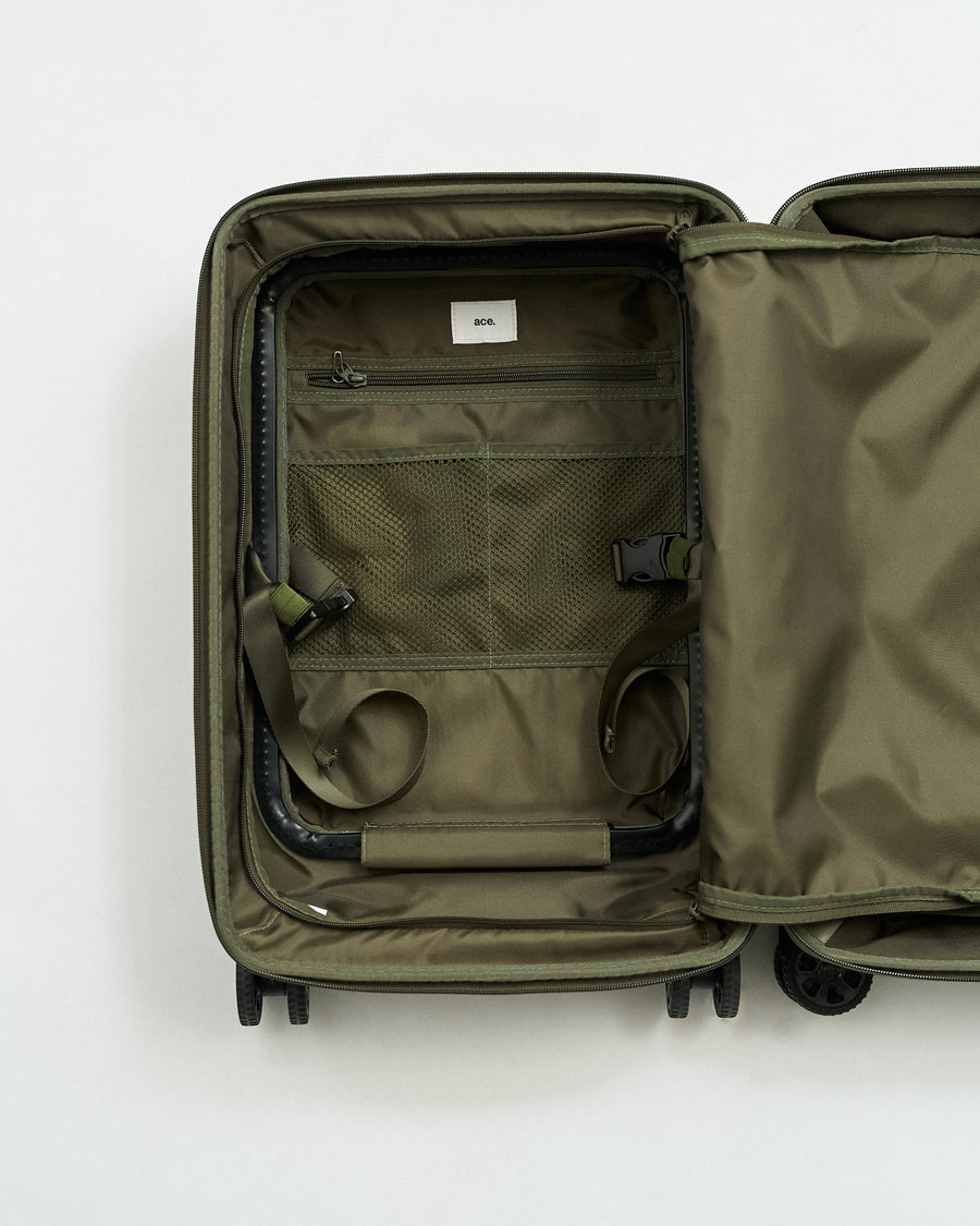 ace. x FTS CABIN CASE – FreshService® official site