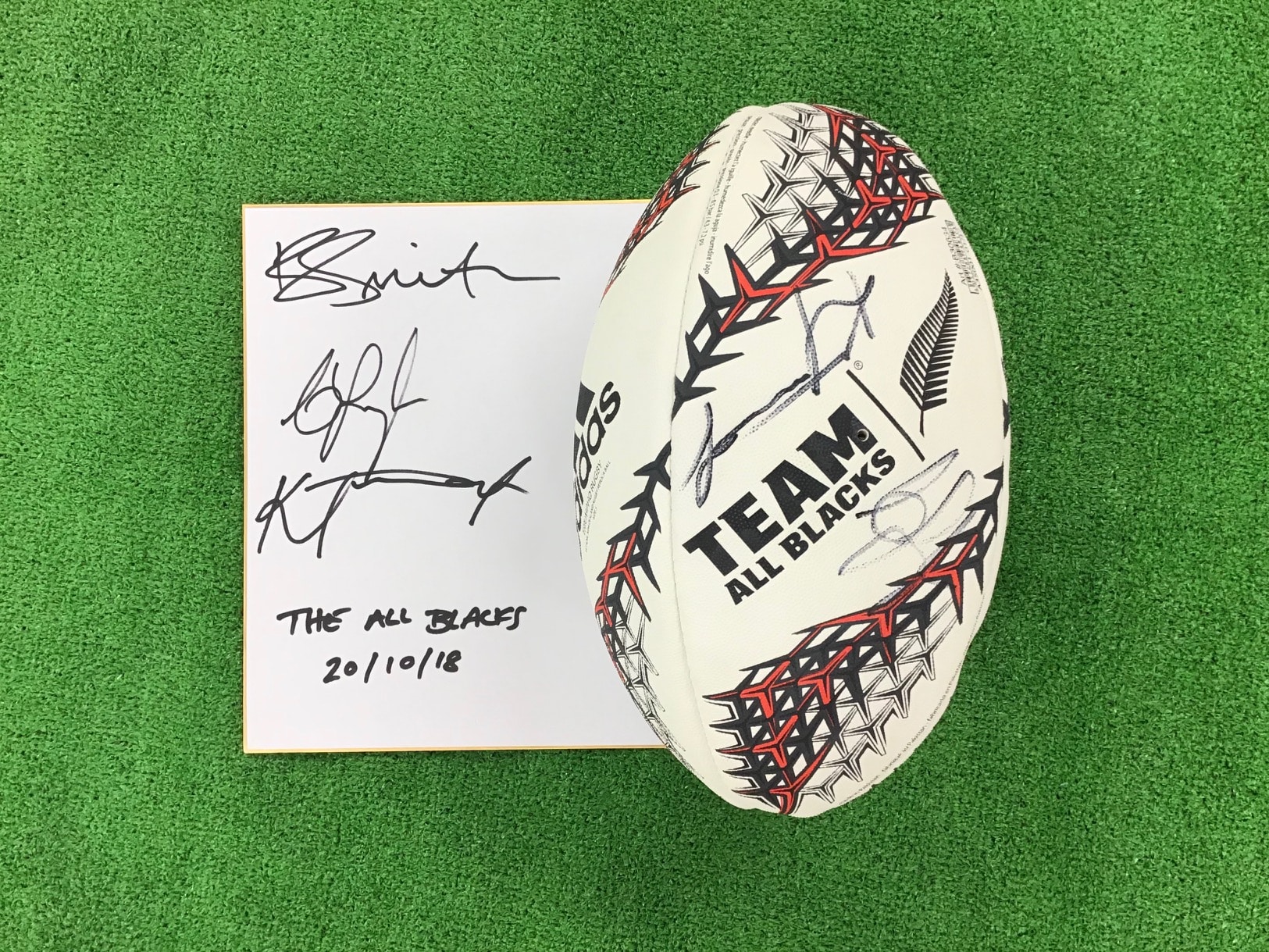 ラグビーNZ代表 ALL BLACKSの30秒間パスチャレンジ！| FRIENDonation