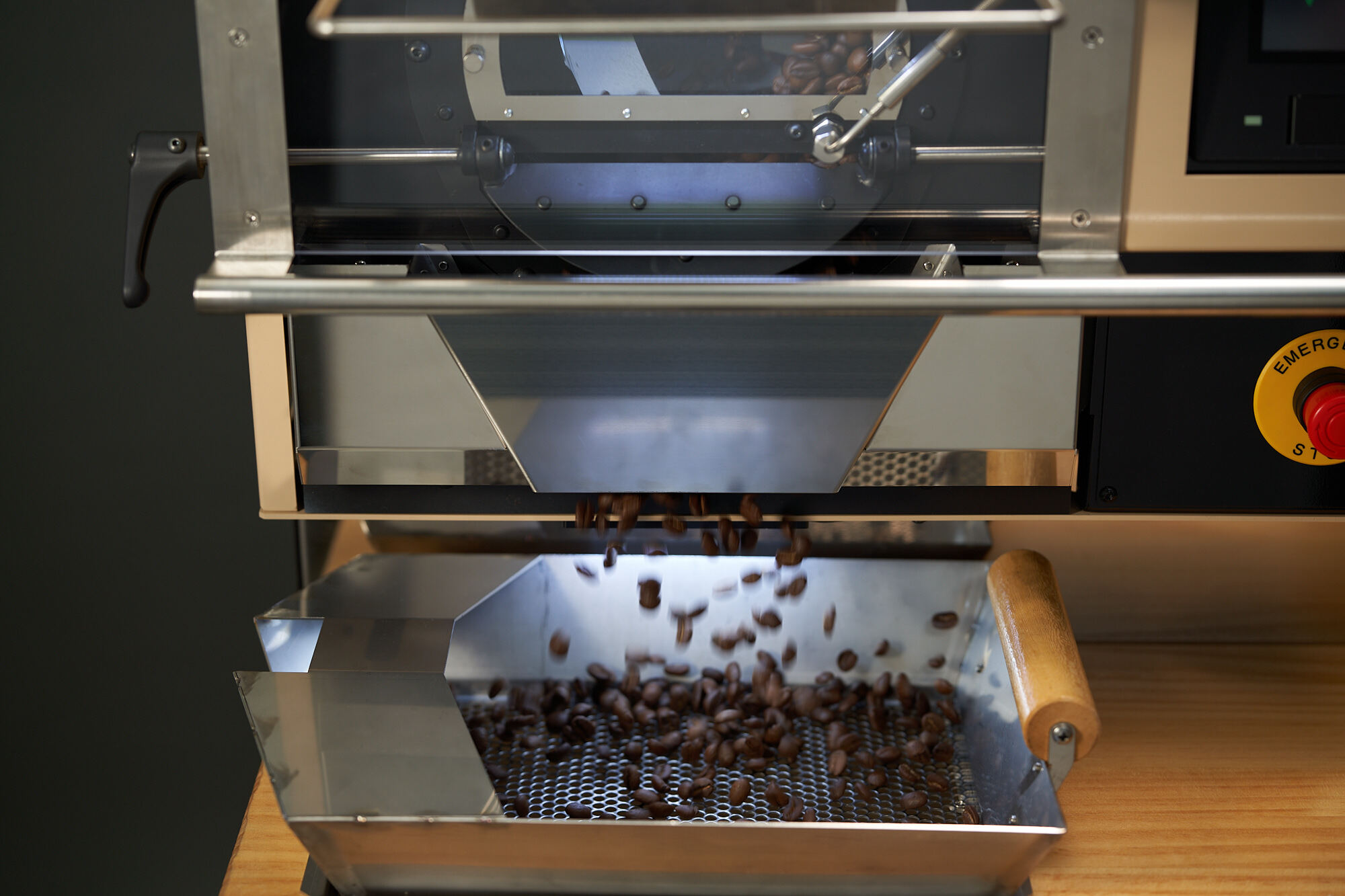 電気式ロースター Cube e ++ フジローヤル コーヒーミル・焙煎機 株式