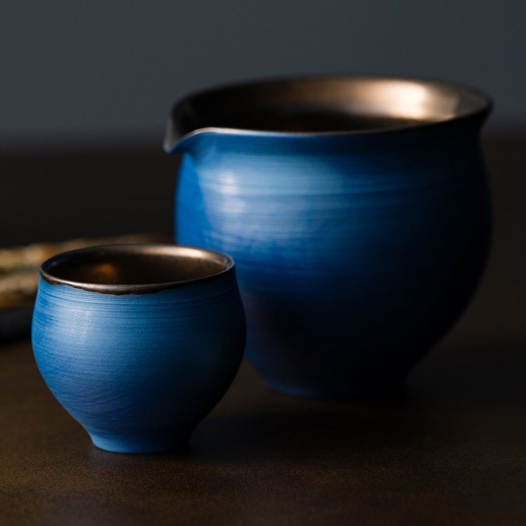 本田星陶所】ブルーシルエット「静寂」 ぐい呑みと片口 | 藤巻百貨店