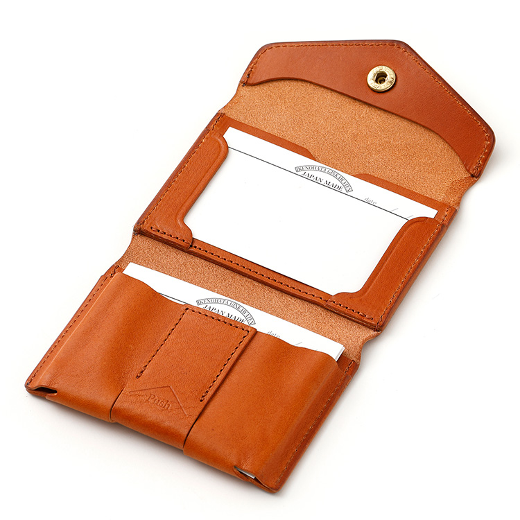 池之端銀革店】Cramp イタリアンシュリンクレザー リフィル付きカード