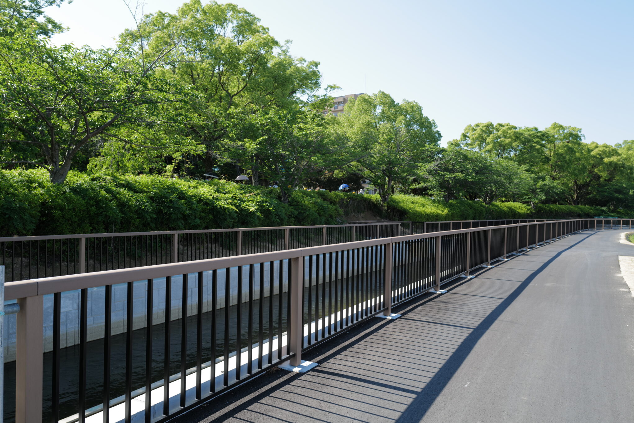 セコロウッド転落防止柵 SWGT-2511 / SWGT-SG-2511 | 転落防止柵・高欄