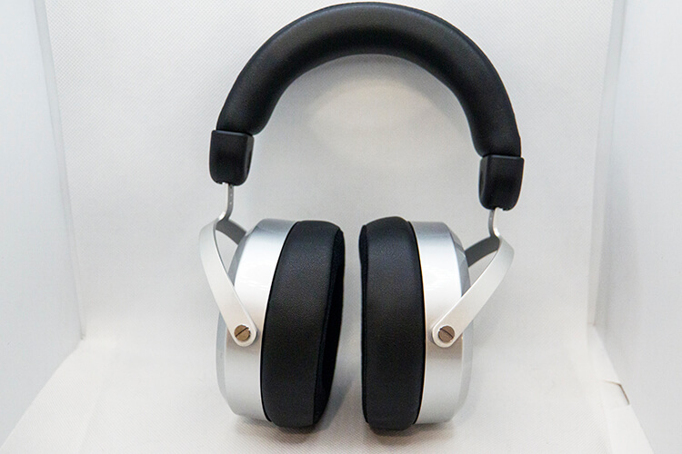 HiFiMAN HE400se レビュー】有りえんコスパの平面駆動開放型