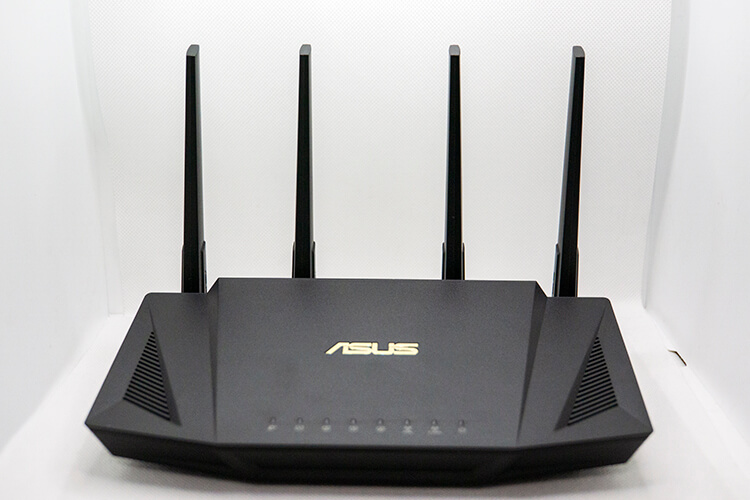 ASUS RT-AX3000 V2 レビュー】安定性抜群のルーター。多機能高性能で