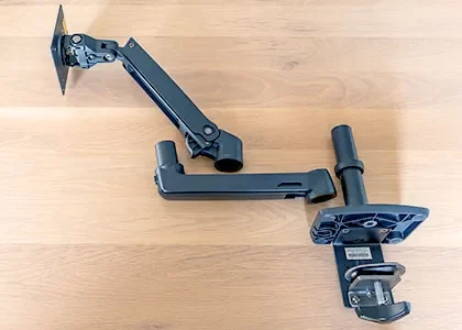 エルゴトロン LXアーム レビュー。ニトリのNステインデスクにも設置可