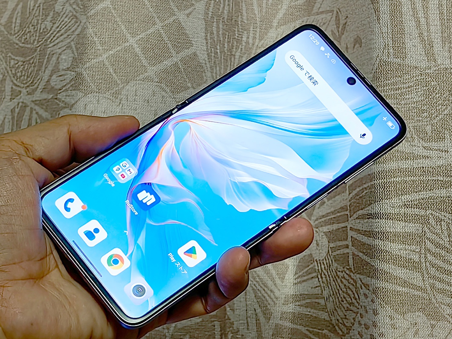 折りたたみスマホがどんどん安くなる！Blackview「Hero 10」登場で