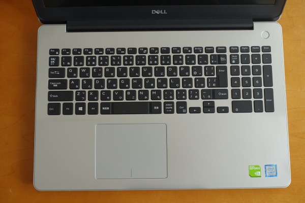 Inspiron 15 5000シリーズ(5583)レビュー/シンプルなデザインの15