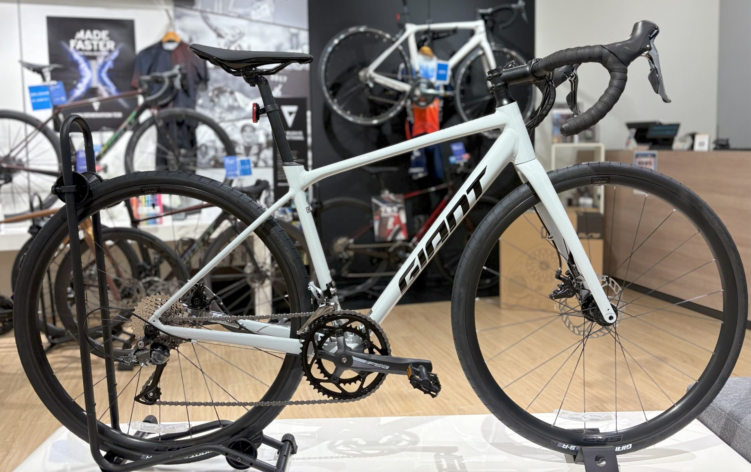 CONTEND AR 4】初めての一台におすすめなマルチロードバイク