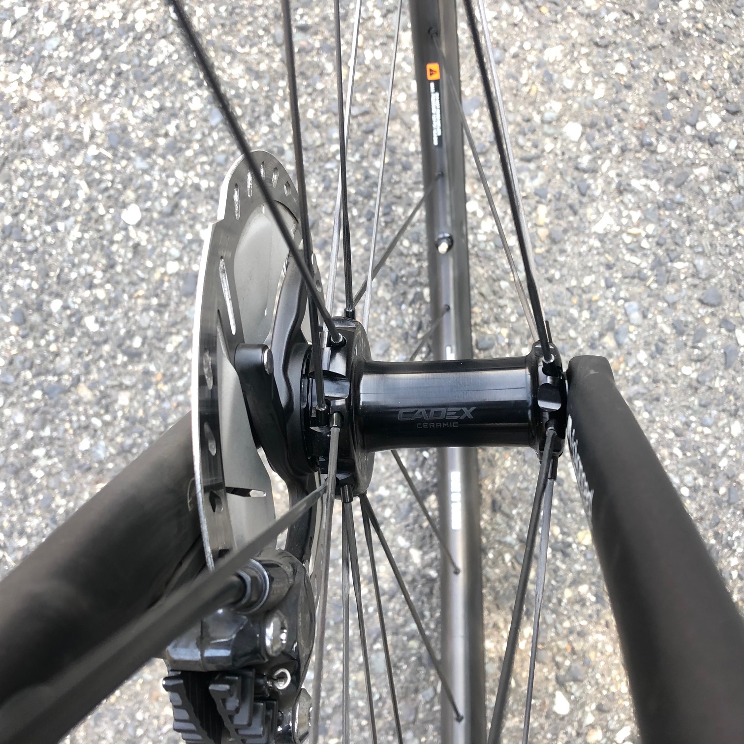 CADEX 36 DISC TUBELESS ホイールインプレッション ｜ ジャイアント