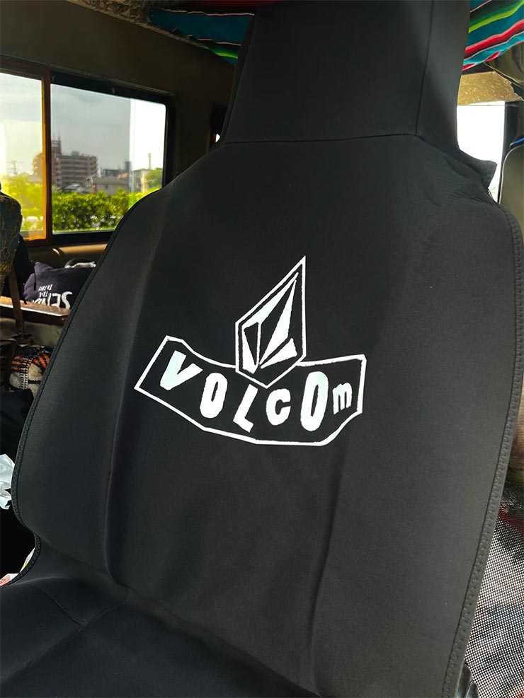 送料無料】シートカバー VOLCOM ボルコム PISTOL STONE DRIVER SEAT