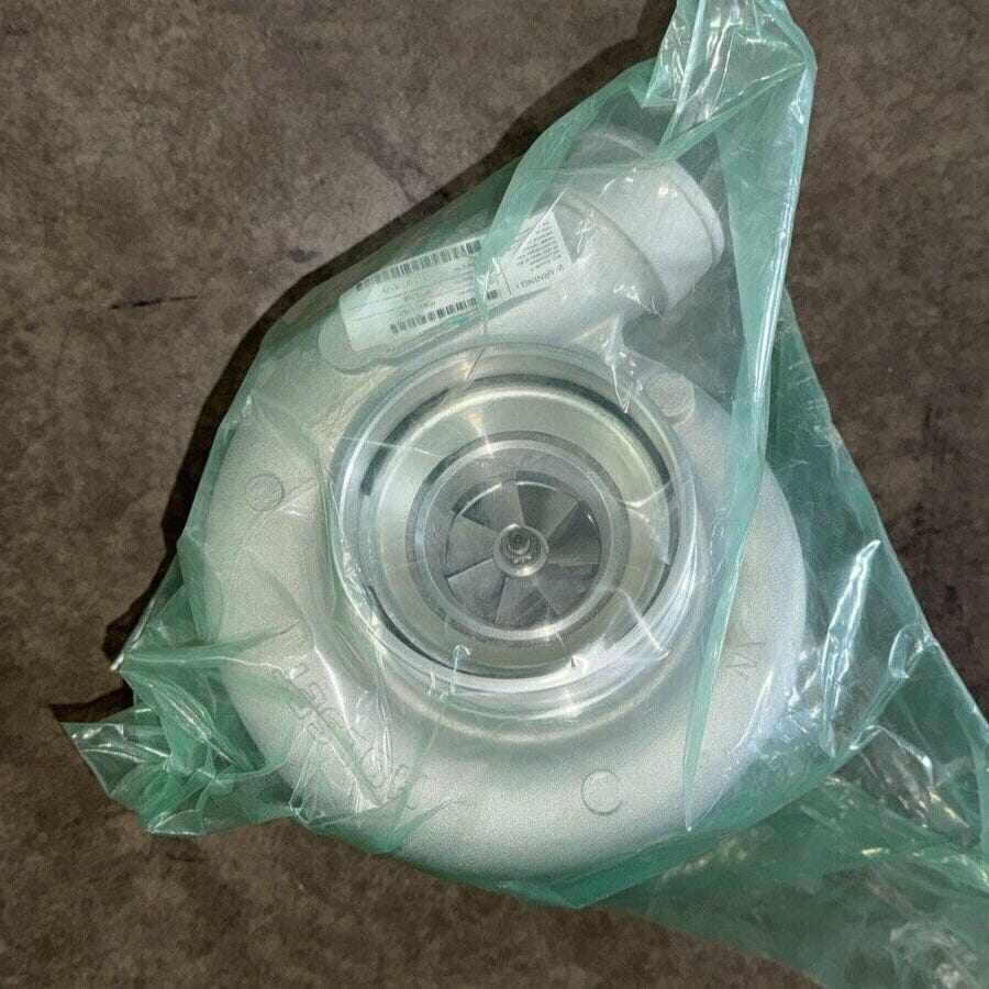 3779708N (4033313 ; 504134155) New Holset HX35 Turbocharger fits Cummi