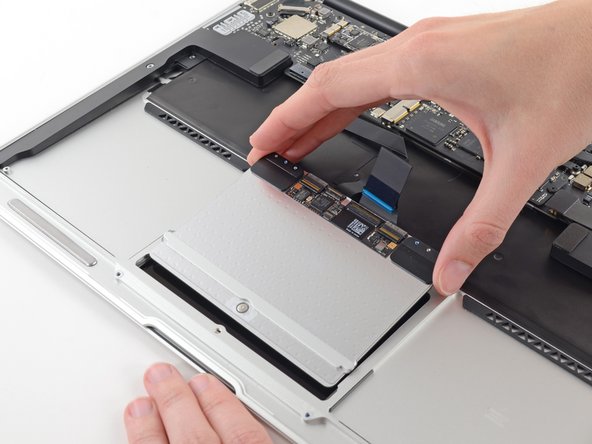 MacBook Air 13インチ Early 2017 トラックパッドの交換 - iFixit 修理