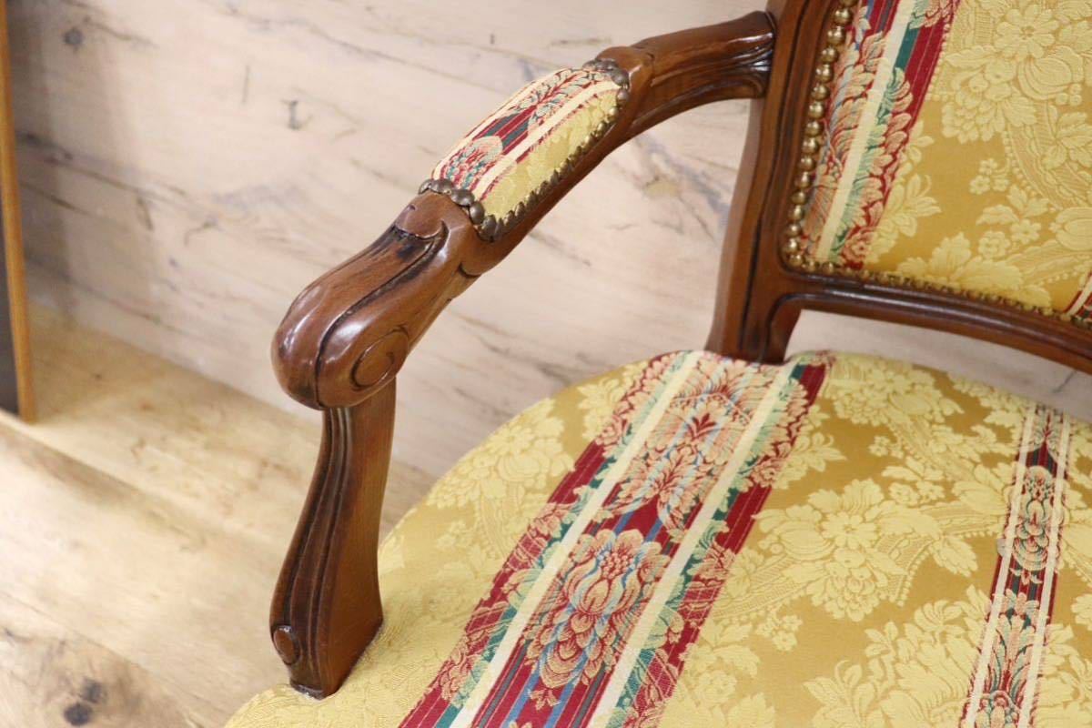 GMGS128A○イタリア モダン ダイニングチェア 椅子 猫脚 鋲打 ロココ調