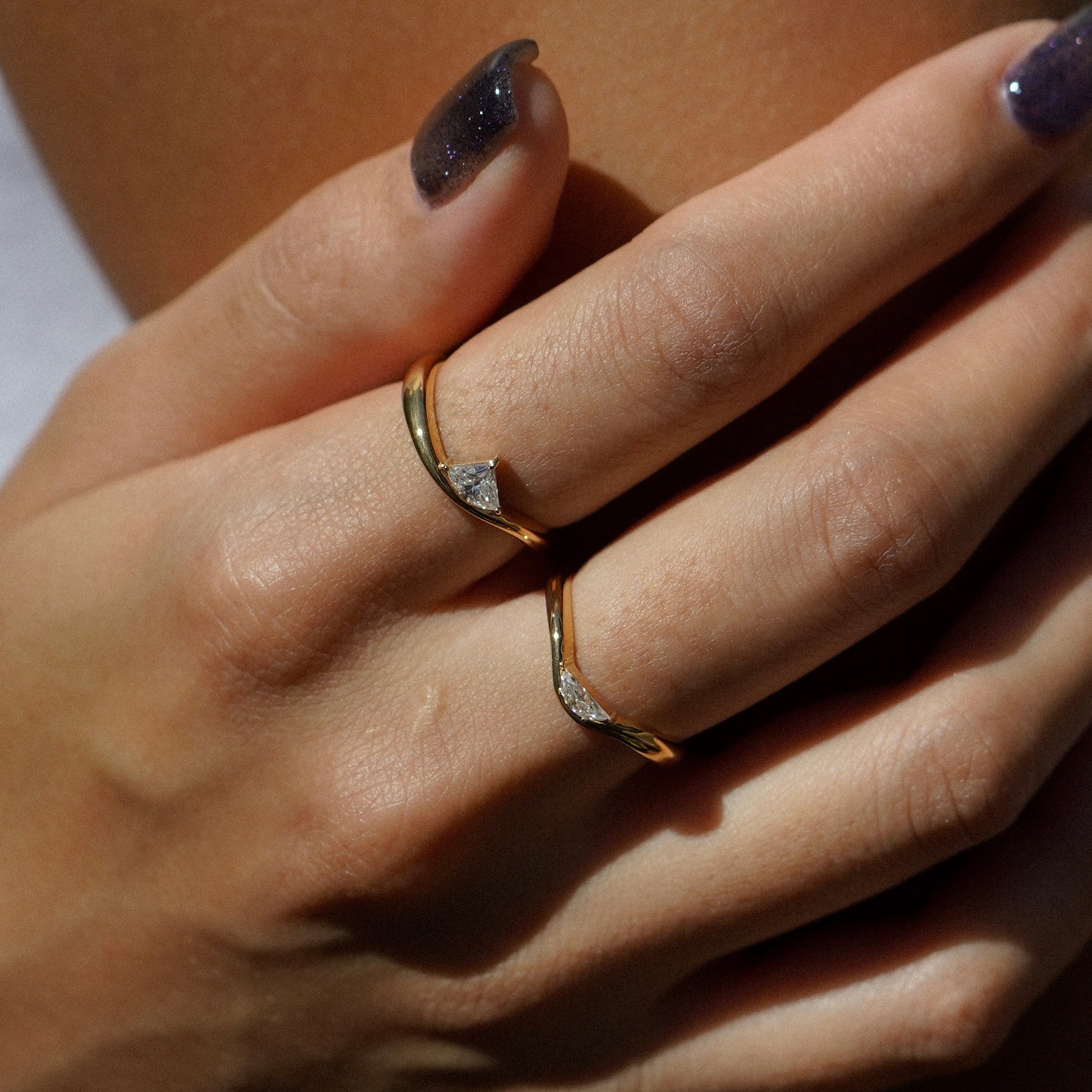 Half Moon curva ring – GYPPHY