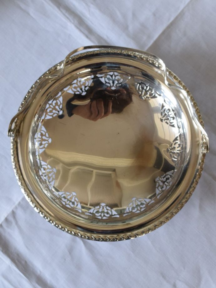 英国のアンティークシルバープレート、持ち手が付いた銀のバスケット(k