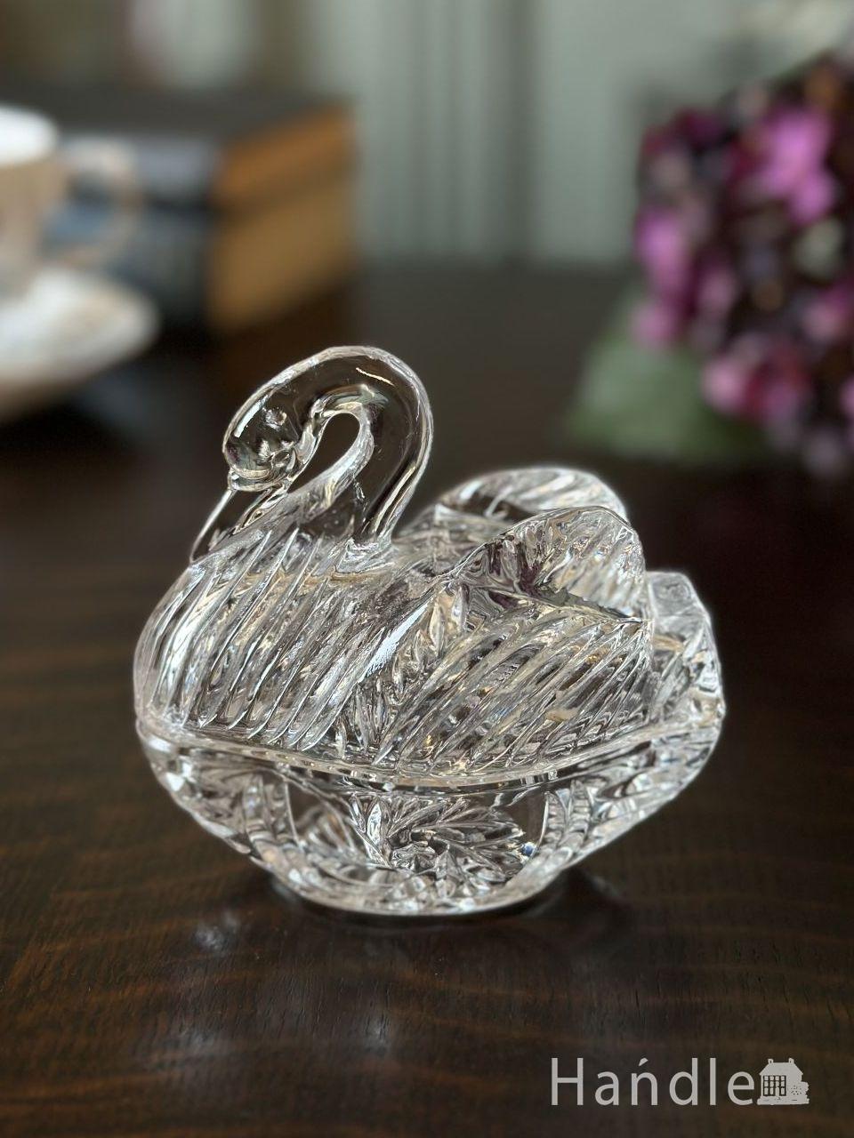 白鳥の形の美しいアンティ―クの器、アンティークガラスの小物入れ(pg