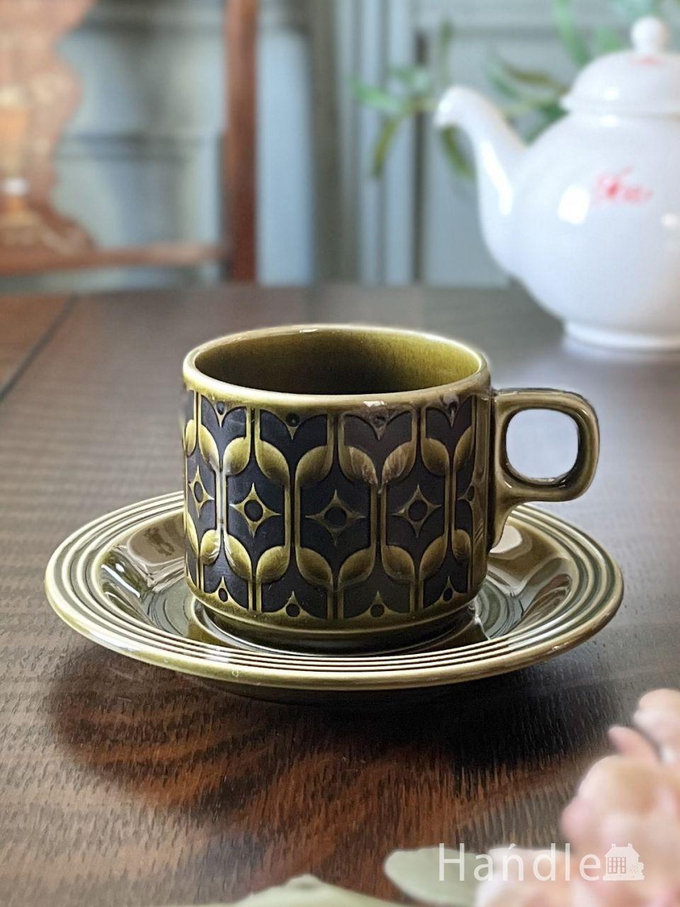 エインズレイ窯のアンティーク食器、金彩が美しいカップ＆ソーサー(m