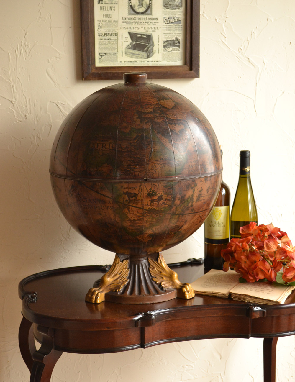 アンティークのカクテルキャビネット、地球儀型のバーキャビネット
