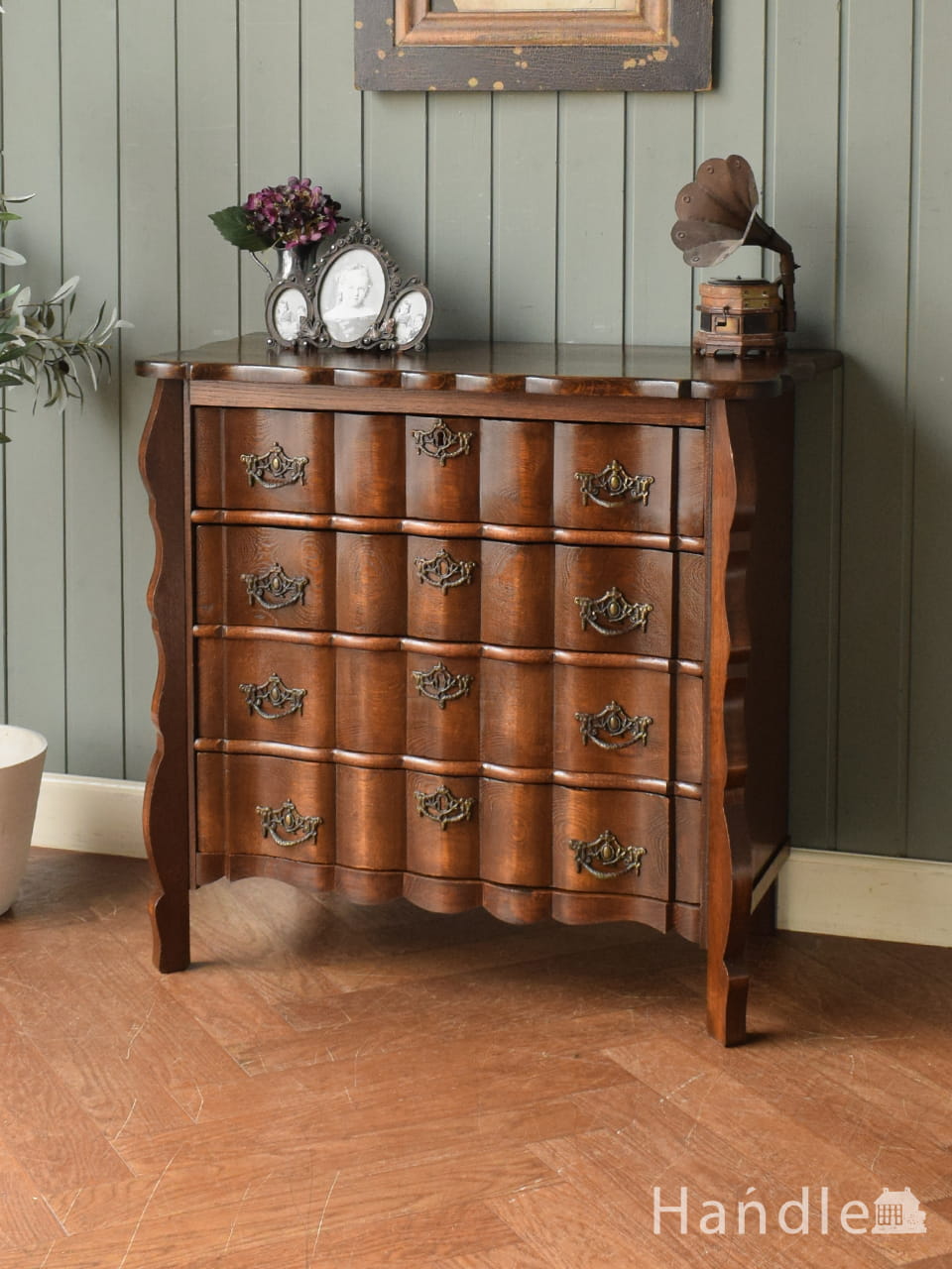 アンティークの素敵なフレンチインテリア、小さな3段チェスト(j-1233