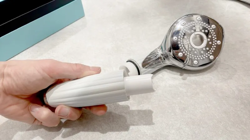 リファシャワーヘッドはカートリッジなしでもOK！交換時期や塩素除去率