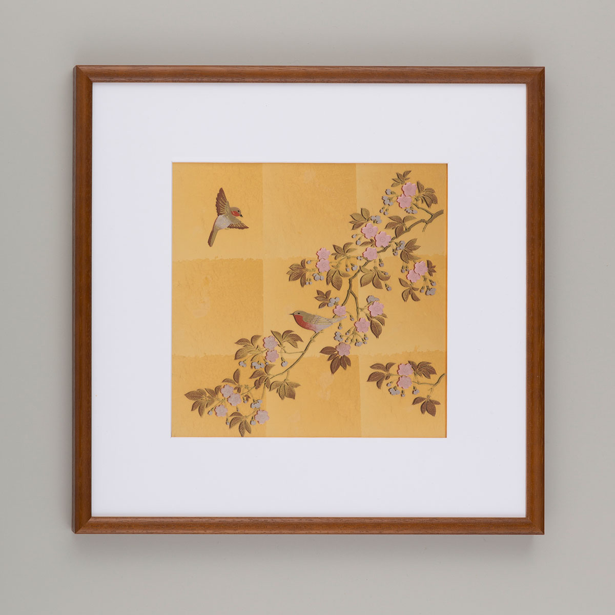 春の訪れを知らせる鳥、優雅な花見鳥の伝統美 | 金沢金箔の箔一