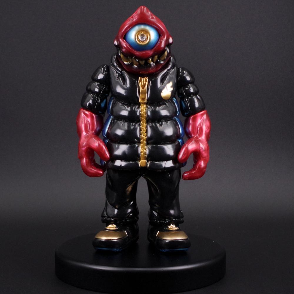 8月1日(金)18時より抽選開始】【Momoco Studio X GYAROMI】赤い地獄鮫