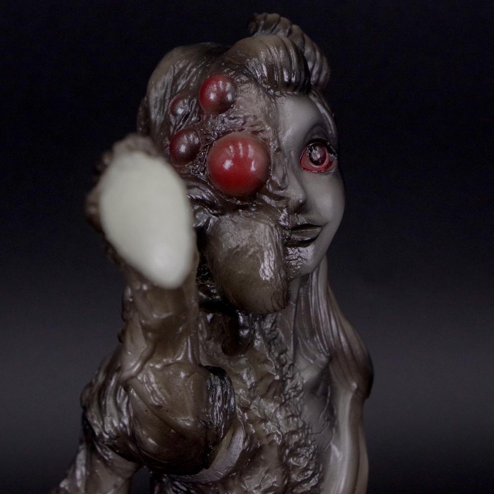 11月18日(火)18時より抽選開始】【ヒカリトイズ】真説・物ノ怪少女 01