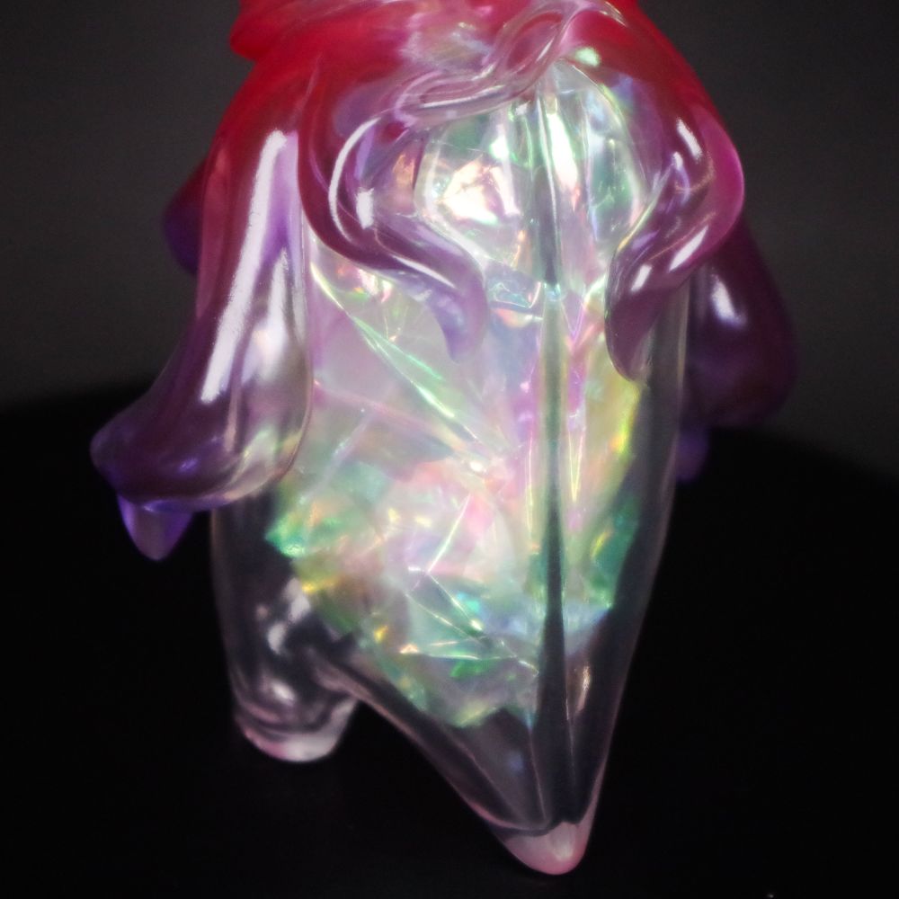 8月7日(日)11時より販売開始】変形ギミックとオーロラ塗装で変幻自在