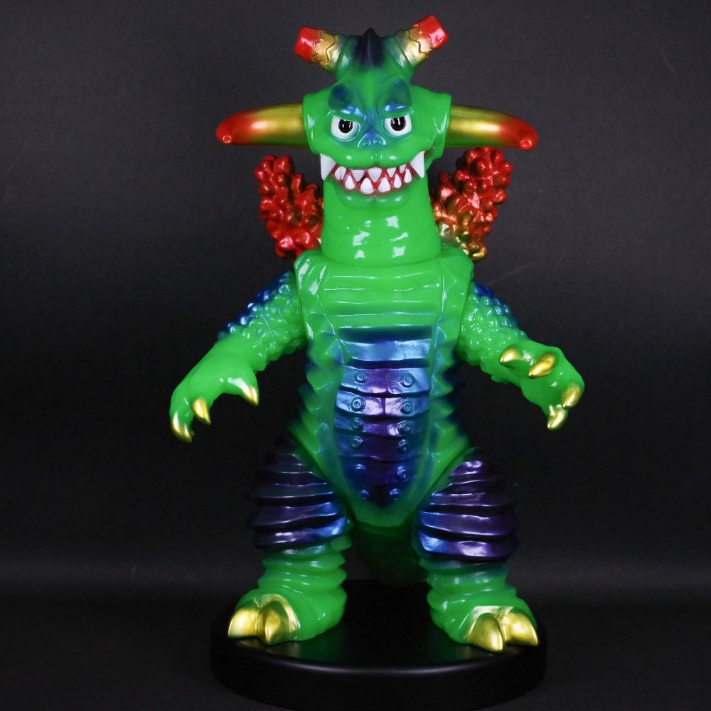 9月10日(日)より販売開始】【MAXTOY】ギタギタンガ(蛍光グリーン)が