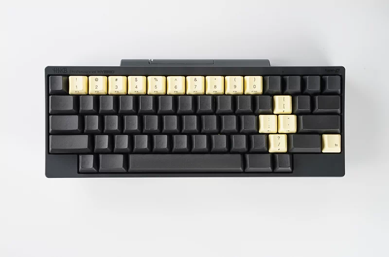 中央印字キートップでオリジナルHHKBに！カスタマイズ例をご紹介｜PFU