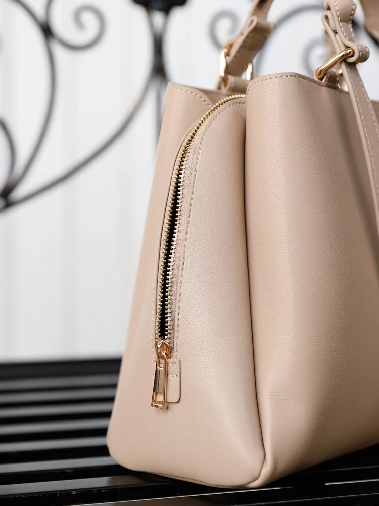 ベージュ 【2WAY】バッグ 手持ち/ショルダーハンドル トートバッグ