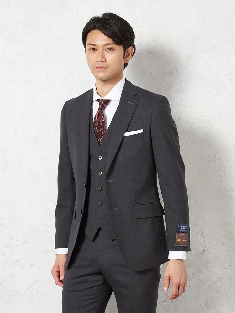 C．グレー 【ウール100％】スリーピーススーツ 2つボタン SUPER130s