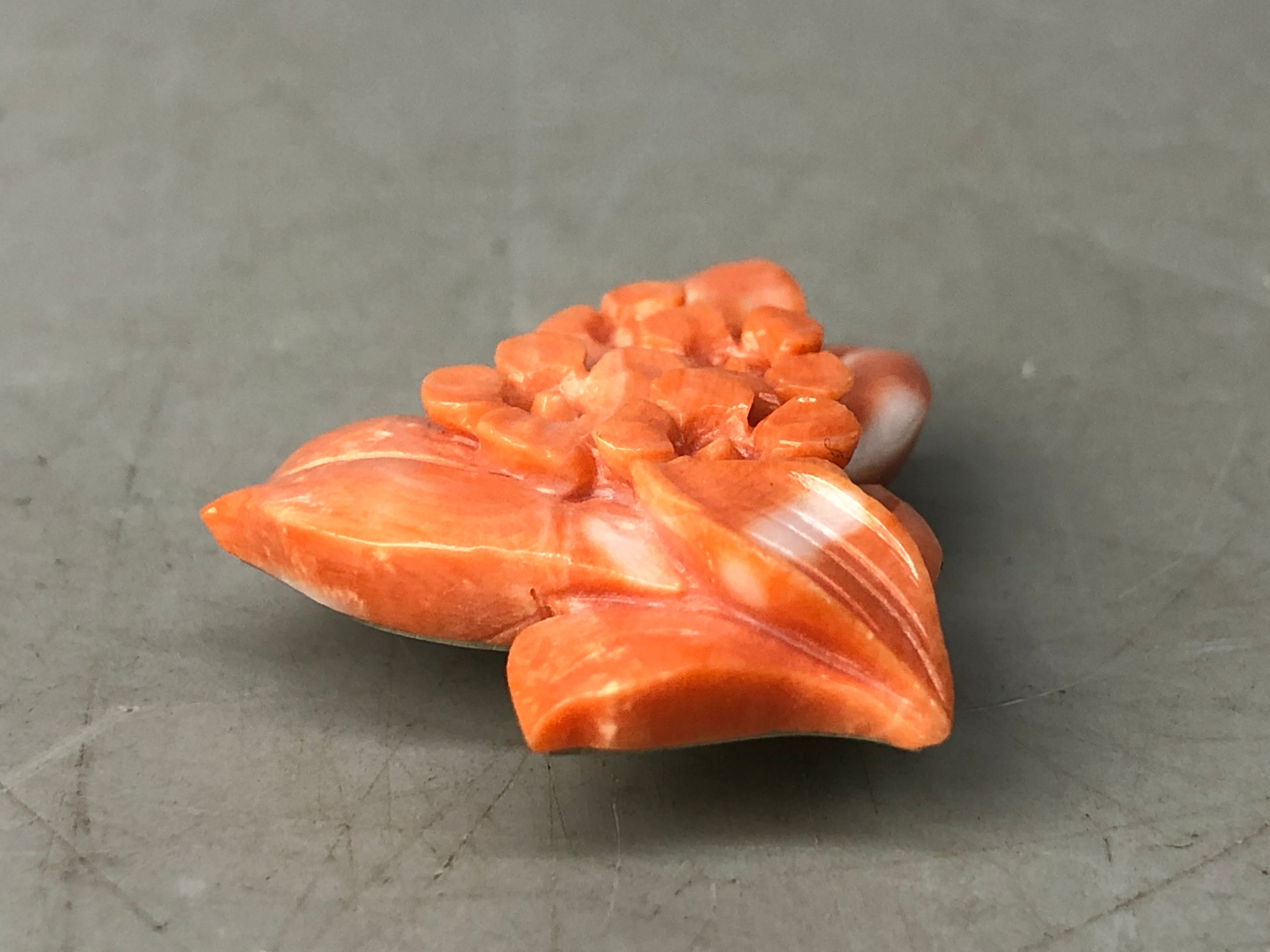 Y7973 OBIDOME Coral sculpture Sash clip brooch Japan antique