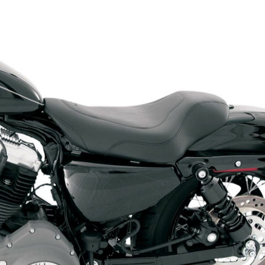 Mustang Low Tripper ソロシート スポーツスター |ハーレーパーツ専門