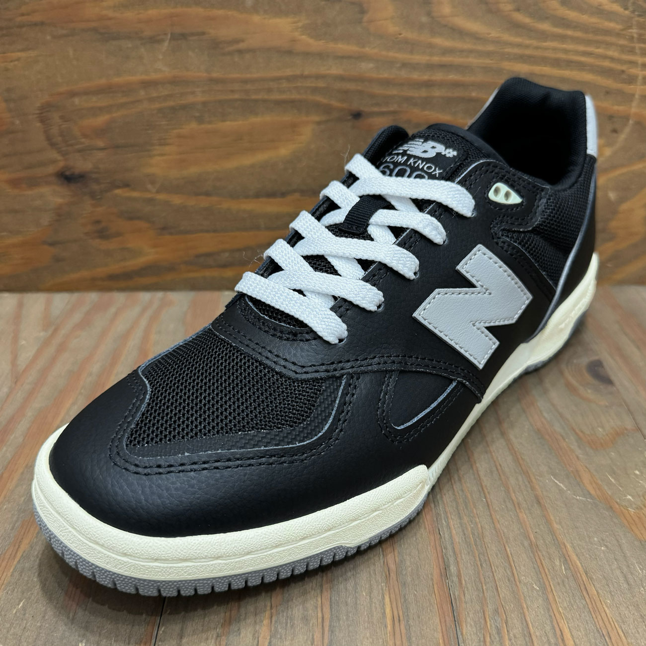 NB NUMERIC TOM KNOX 600 BBW | 東京のスケートボードショップ・通販
