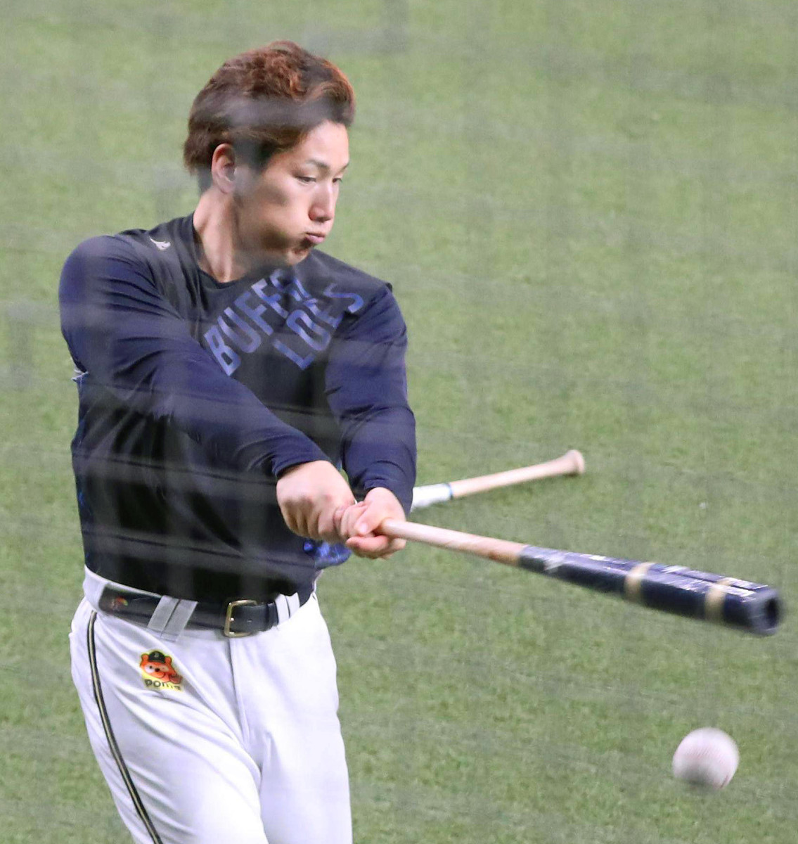 オリックス】吉田正尚、連続首位打者へ“2021年モデル”バット発注