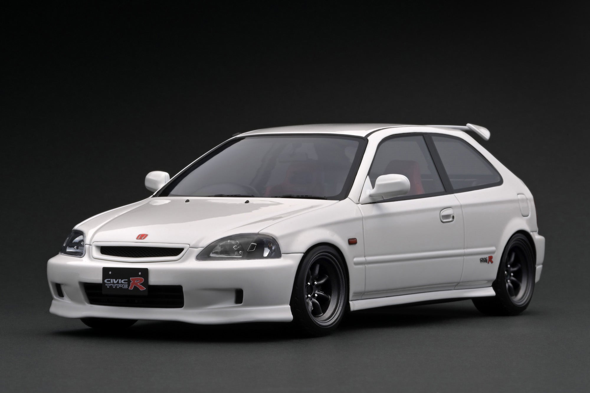 Ignition Model 1:18 Honda CIVIC (EK9) Type R White IG3542