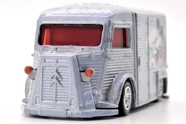 CITROËN TYPE Hのレビュー！Disney 100thアソよりミッキーが良く似合う