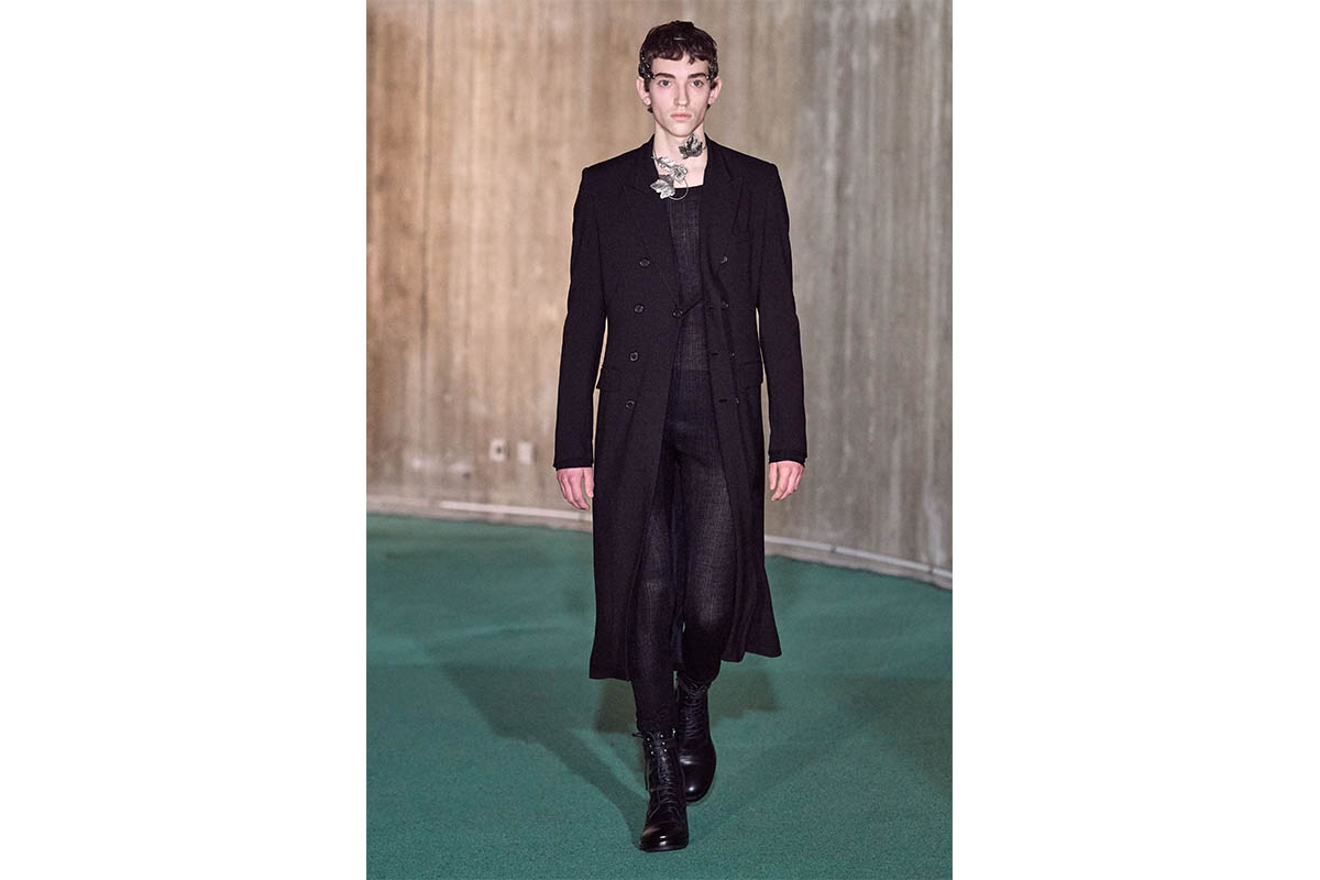 ANN DEMEULEMEESTER 20-21AW Coat Jasmin Black | HUES 福岡セレクト