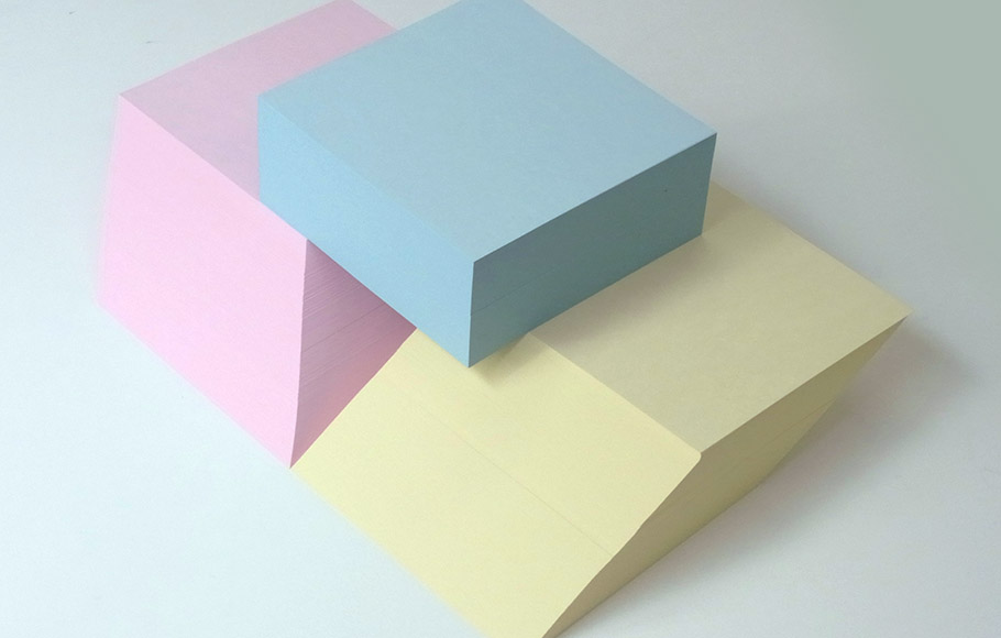 子どもたちの書きたい意欲をかなえる「メタルインセッツ用紙」が誕生