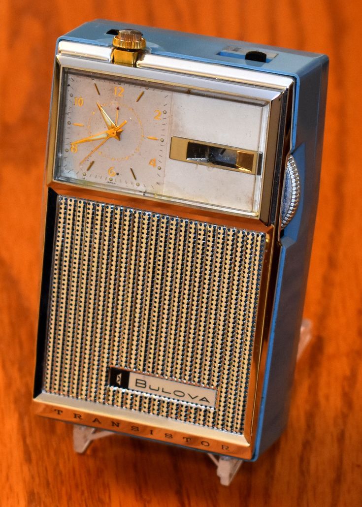 Vintage Bulova Alert - MK I Watch Transistor Radio, AM Band, 6