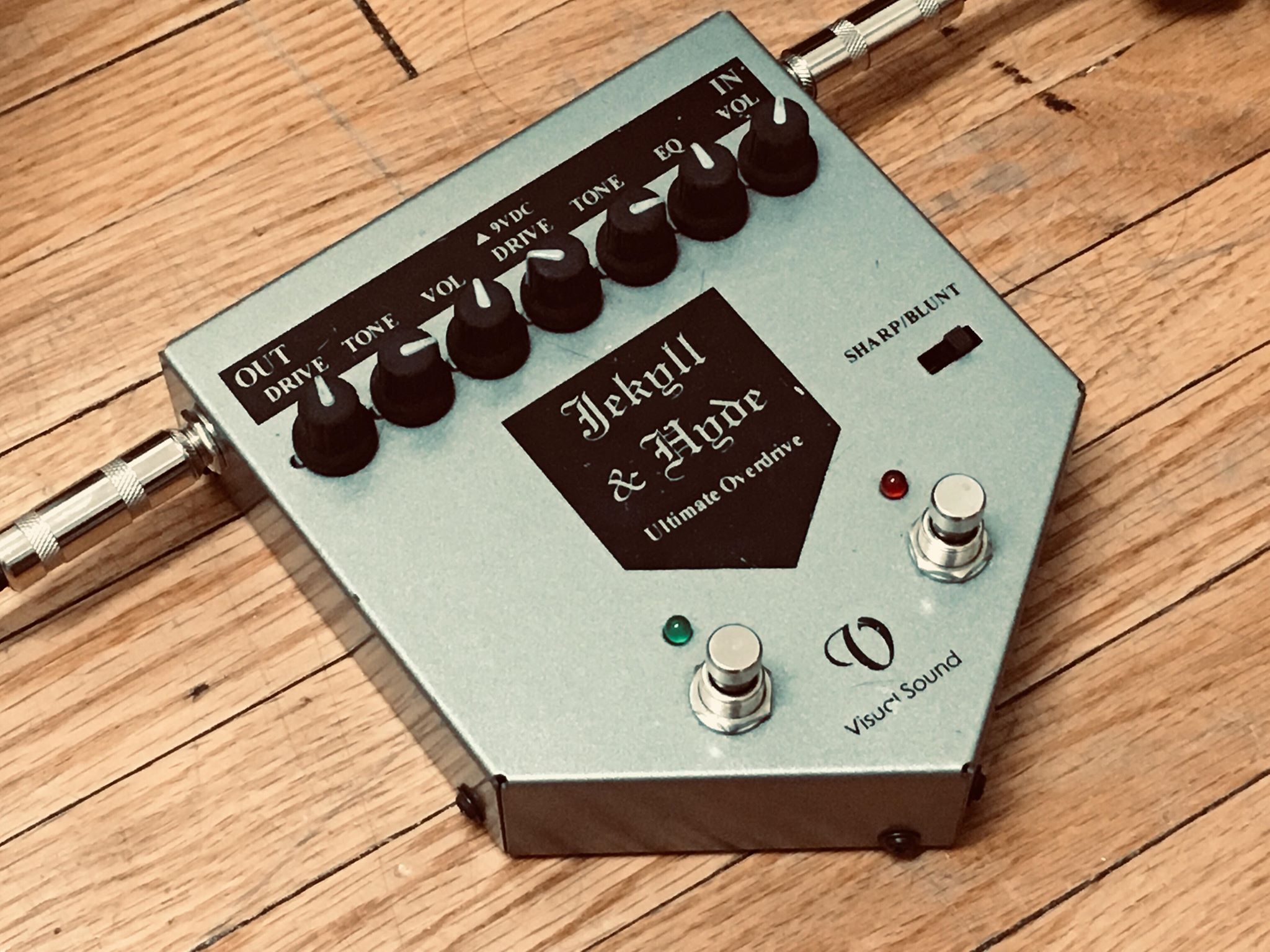 NPD] Visual Sound Jekyll & Hyde v1 - 初めてのペダル！ : r/guitarpedals